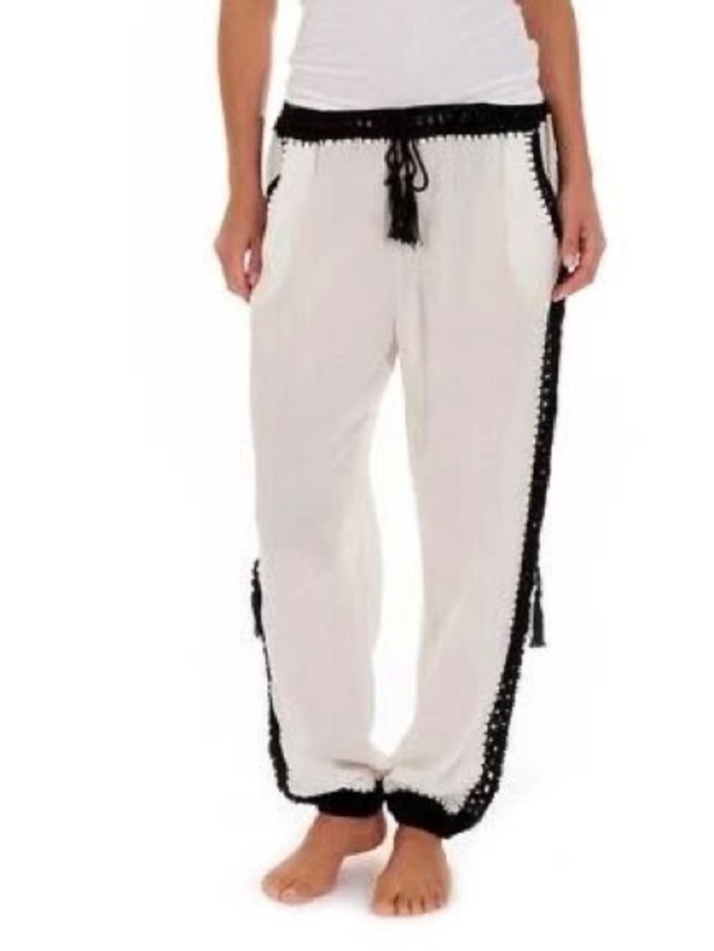 Anna Kosturova Hose Hit Crochet Detail Pants – White – Size S – NWT